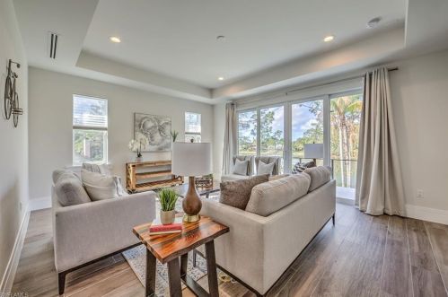 5861 Cypress Holw Way, Naples FL 34109-5915 exterior