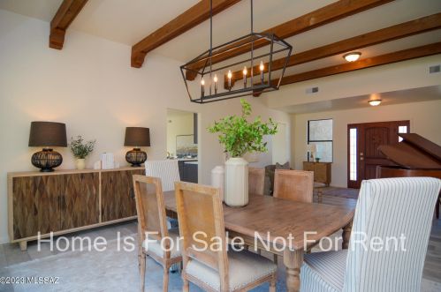 5690 Placita Amanecer, Tucson AZ  85718-4002 exterior