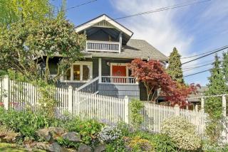 1108 Edgar St, Seattle, WA 98102-3912