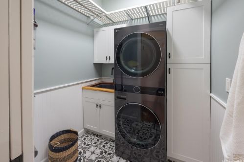 114 Kokololio Pl, Honolulu HI 96821-2562 exterior