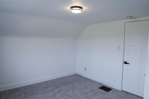 1152 Laketon Ave, Meskegon MI  49441-2802 exterior