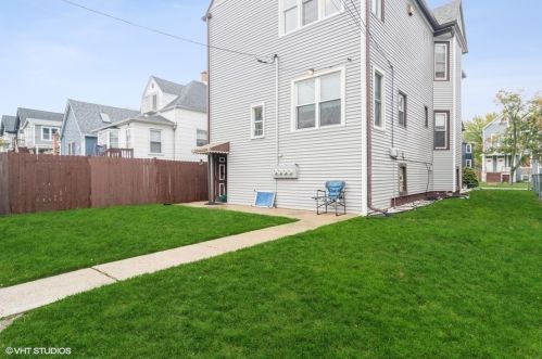 4326 Avers Ave, Chicago IL 60618-1013 exterior