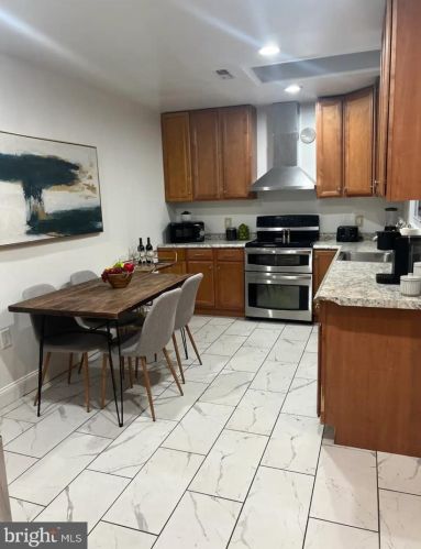 585 University Blvd, Silver Spring MD  20901-3780 exterior