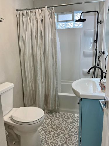 5007 Keyes Dr, Kalamazoo MI  49004-1572 exterior