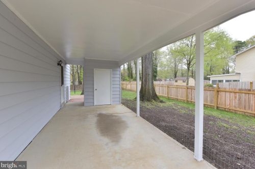 8804 Falkstone Ln, Alexandria VA 22309-4007 exterior