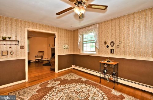 613 Chestnut St, Limerick PA 19468-2115 exterior