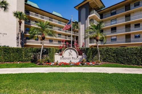 271 Southbay Dr, Naples, FL 34108-2344