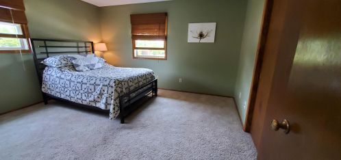 8522 Whitaker Ave, Milwaukee WI 53228-2866 exterior