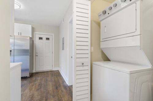 2524 Superior St, Chicago IL  60612-1109 exterior