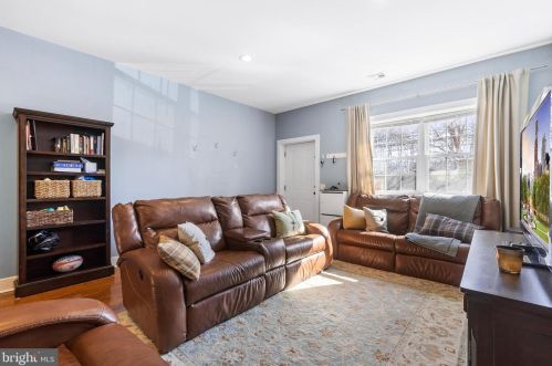 2613 Christian St, Philadelphia PA  19146-2315 exterior