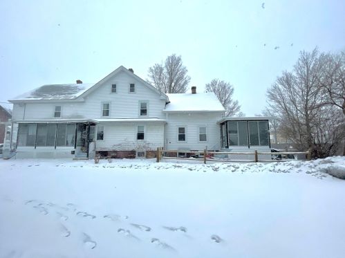 19 Wall St, Concord NH  03301-3742 exterior