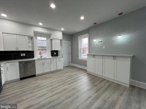 551 Gilham St, Philadelphia PA  19111-5230 exterior