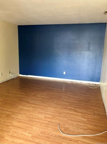 15 Jimal Dr, Middletown, NY 10940-3649