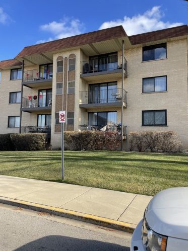 7650 Lawrence Ave, Chicago, IL 60706-3459