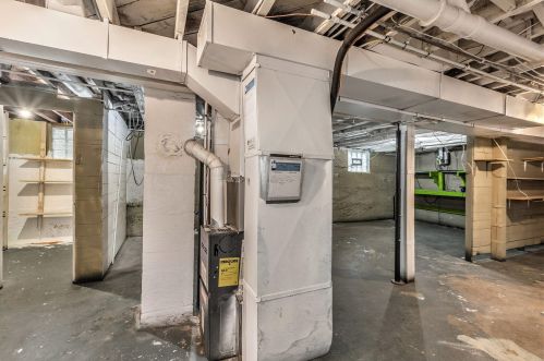 116 32nd St, Grand Rapids MI 49512-1774 exterior