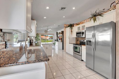 8051 Nadmar Ave, Boca Raton FL 33434-5404 exterior