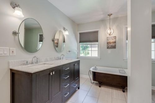 1998 Gainsborough Dr, Atlanta GA 30341-1017 exterior