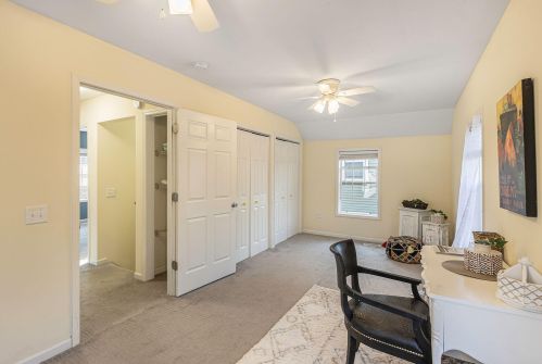 210 Maple St, Kalamazoo MI 49004-1315 exterior