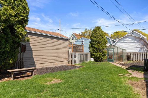 2150 66, Milwaukee WI 53213-2036 exterior