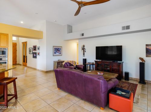 26506 11th Ave, Phoenix AZ  85085-1894 exterior