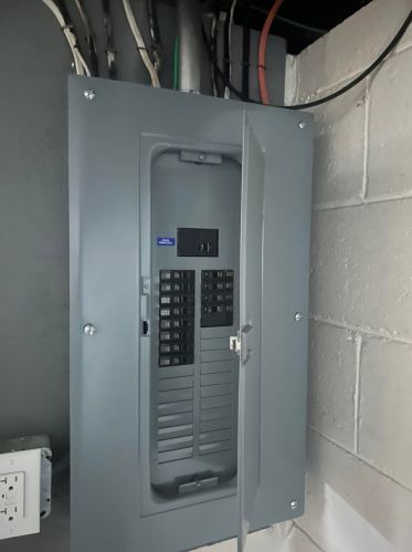 919 Aldon St, Wyoming MI exterior