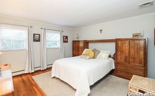 12 Evans Ct, Huntington Station NY exterior