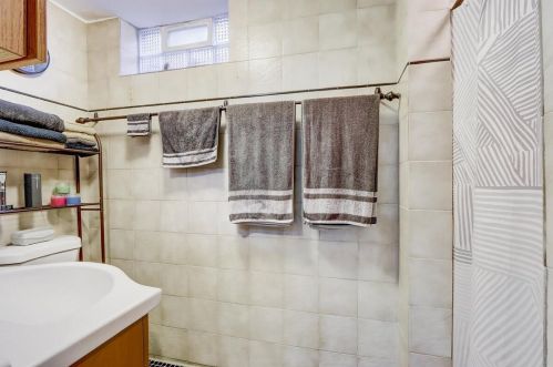 2327 Parnell Ave, Milwaukee WI 53221-4250 exterior