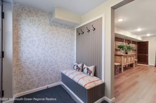 26 Iler Dr, Middletown NJ 07748-3322 exterior