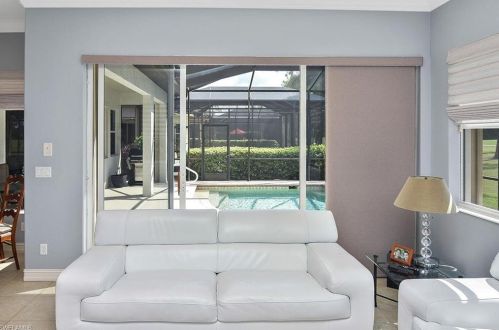 6044 Dogleg Dr, Naples FL 34113-1688 exterior