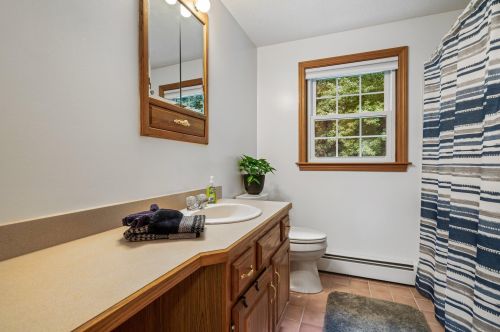 3 Arrowhead Dr, Concord NH  03304-5013 exterior