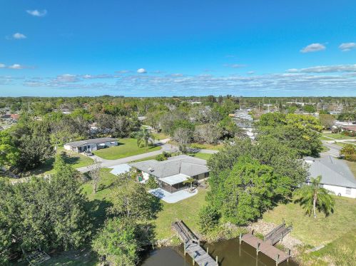 202 Bay St, Fort Pierce FL 34952-1318 exterior