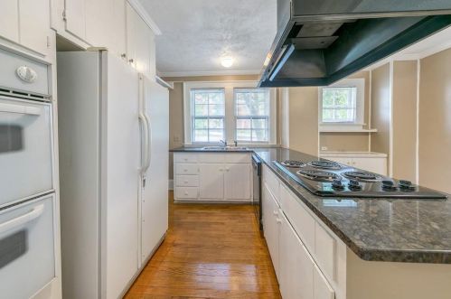 38 Delmont Dr, Atlanta, GA 30305-3109