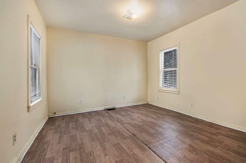 298 Mclaughlin Ave, Meskegon MI 49442-3523 exterior