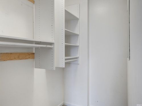 5103 Jenny Ln, Mishawaka IN 46545-1359 exterior