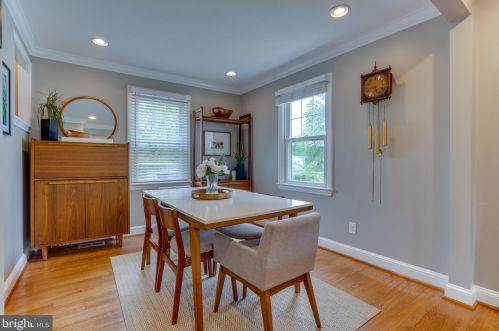 2813 Memorial St, Alexandria VA  22306-1743 exterior