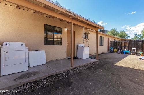 507 Cherokee, Tucson AZ 85745-2317 exterior