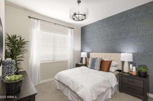 5570 Arizona Pl, Chandler AZ 85249-1637 exterior