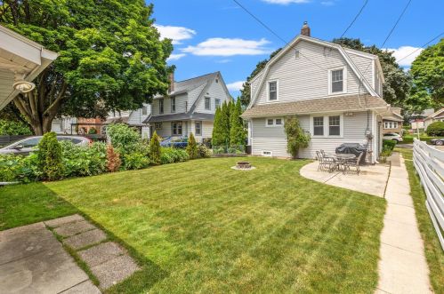 8131 Gridley Ave, Milwaukee WI  53213-3038 exterior