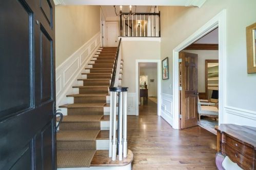 985 Club Commons Cir, Atlanta, GA 30319-2864