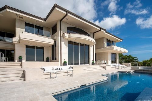 360 Puuikena Dr, Honolulu HI 96821-0025 exterior