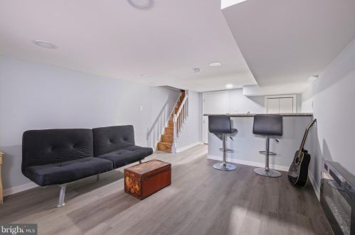 334 Cantrell St, Philadelphia PA  19148-3320 exterior