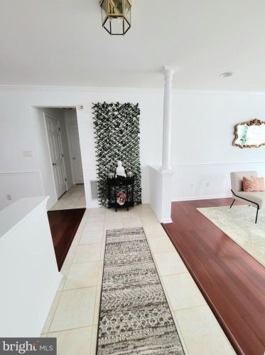 295 Fountayne Ln, Trenton, NJ 08648-2681