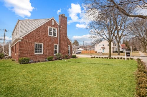 4790 Sheffield Ave, Milwaukee WI 53217-5962 exterior