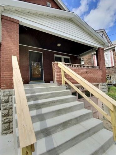 3028 Elroy Ave, Pittsburgh, PA 15227-2823