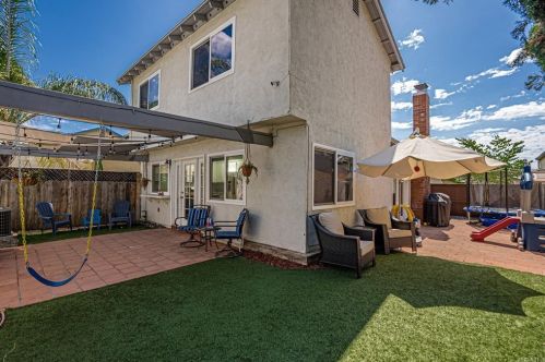 10784 Esmeraldas Dr, San Diego CA  92124-2010 exterior