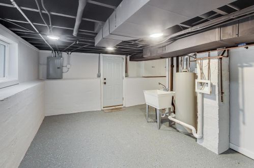 6507 Raven St, Chicago IL  60631-2517 exterior