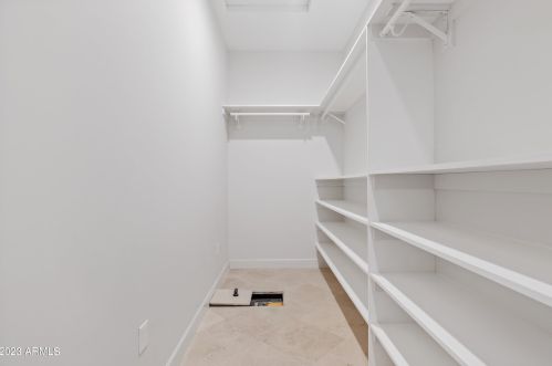 36648 27th Ave, Phoenix AZ 85086-8747 exterior