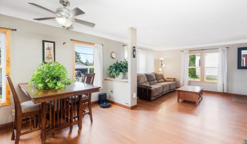 1525 Anderson Rd, Duluth MN 55811-5423 exterior