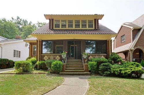 17219 Fernshaw Ave, Cleveland, OH 44111-4138