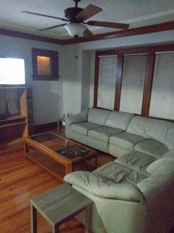 5508 32nd St, Milwaukee, WI 53209-4832